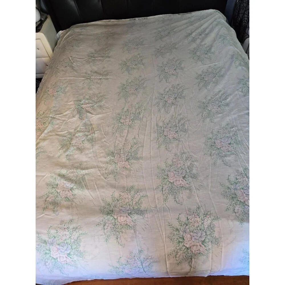 Vintage 60s 70s Pastel Spring Floral Cotton Sheet Bloomcore Cottagecore